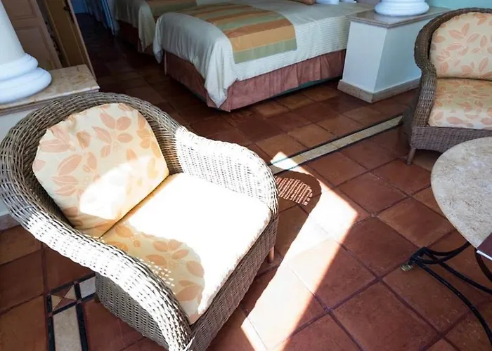 Pueblo Bonito Rose 4*